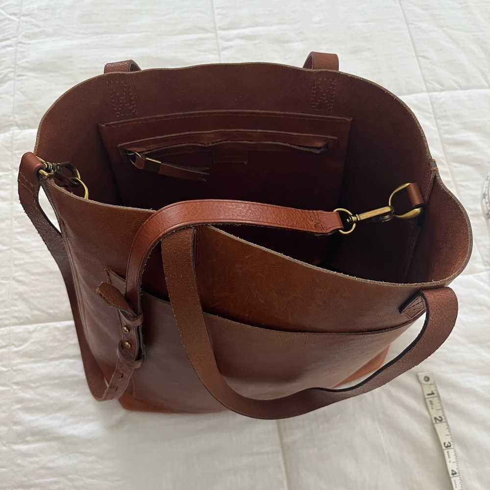 Madewell medium leather transport tote - Picture 5 of 10